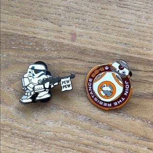 Authentic Disney STARWARS BB8 & storm trooper pin